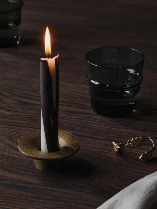 FERM LIVING świece DRYP 2 sztuki dark chocolate.jpeg