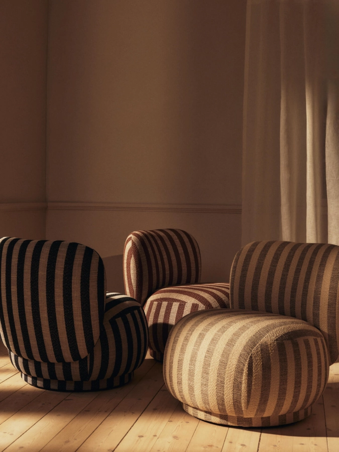 FERM LIVING fotel z funkcją obrotu RICO PICCOLO Louisiana - sand/black.jpeg