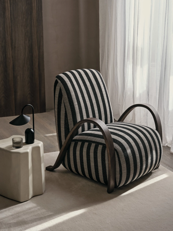 FERM LIVING fotel wypoczynkowy BUUR Louisiana – sand/black.jpg