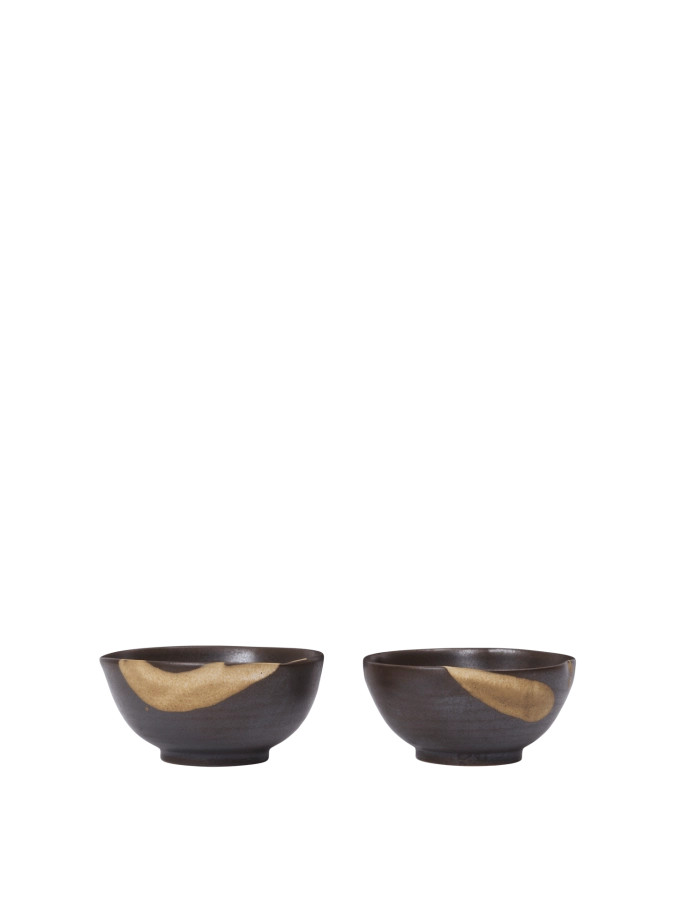 FERM LIVING miseczki KOYO Ø8,5 – zestaw 2 sztuk – dark brown/buff.png