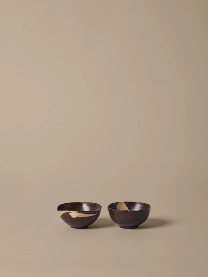 FERM LIVING miseczki KOYO Ø11,5 – zestaw 2 sztuk – dark brown/buff.jpeg