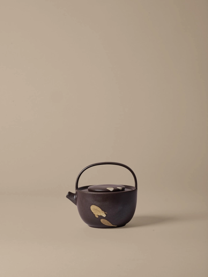 FERM LIVING dzbanek do herbaty KOYO – dark brown/buff.jpeg