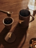 FERM LIVING kubek do herbaty z zaparzaczem KOYO – dark brown/buff.jpeg