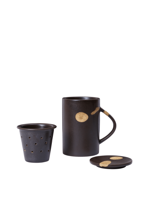 FERM LIVING kubek do herbaty z zaparzaczem KOYO – dark brown/buff.png