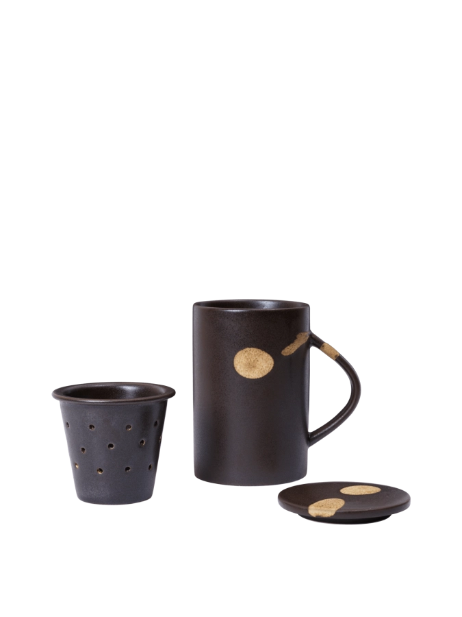 FERM LIVING kubek do herbaty z zaparzaczem KOYO – dark brown/buff.png
