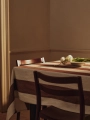 FERM LIVING obrus HALE – kasztanowy/jasna limonka.jpeg