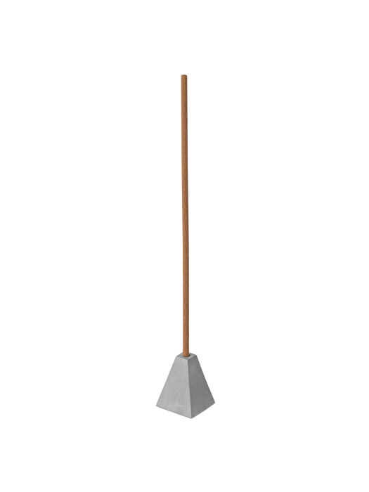 FERM LIVING podstawka na kadzidełka PYRA – szczotkowane aluminium.png