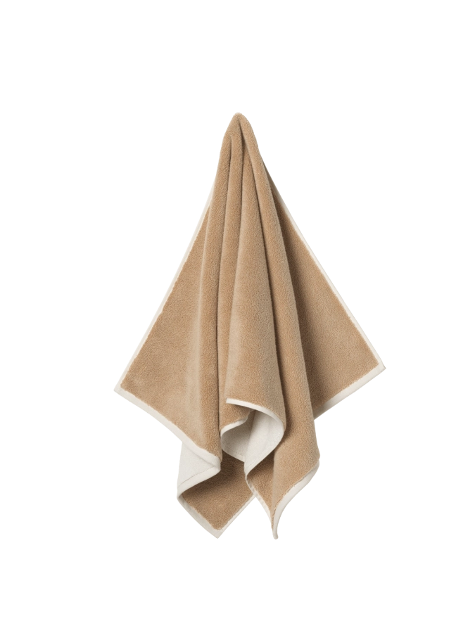 FERM LIVING ręcznik kąpielowy EKKO – kaszmirowy/off-white.png