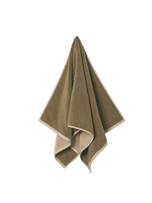 FERM LIVING ręcznik kąpielowy EKKO – kaszmirowy/oliwkowy.png
