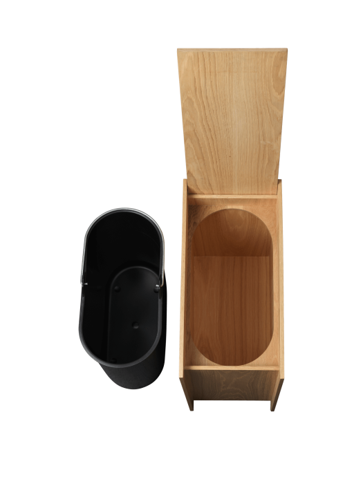 FERM LIVING drewniany kosz na śmieci SAMA 50 – dąb.png