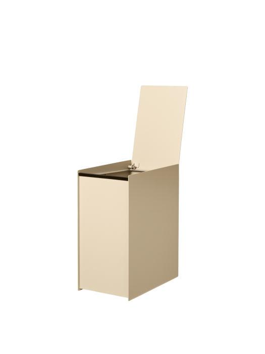 FERM LIVING drewniany kosz na śmieci SAMA – kaszmirowy.png