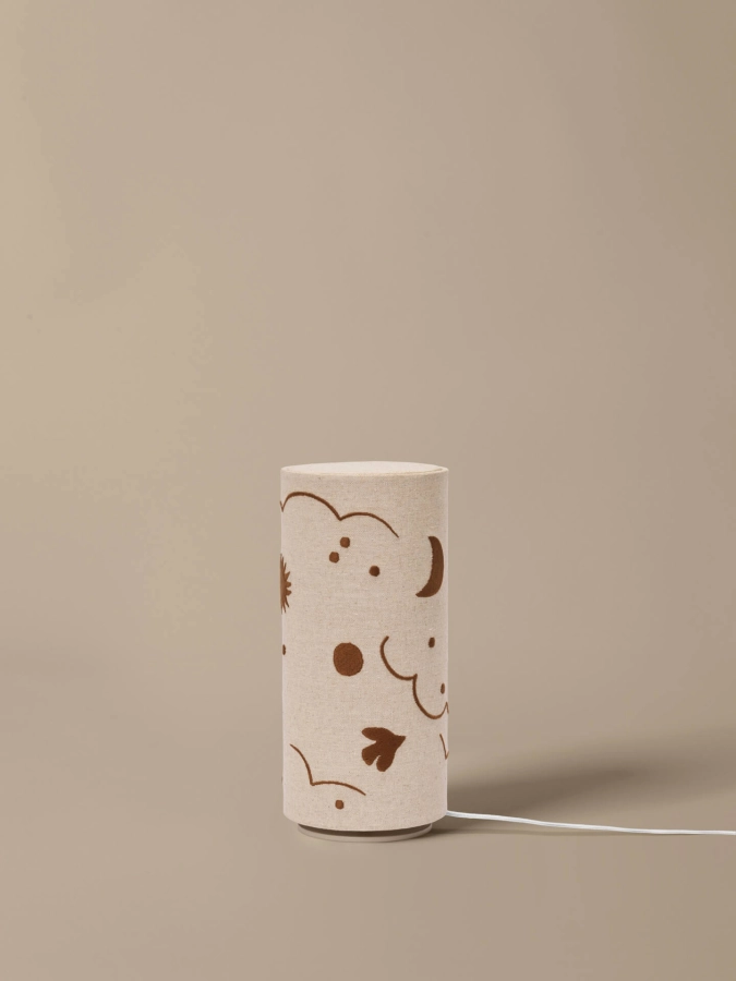 FERM LIVING lampa stołowa SKYE – naturalny/brązowy.jpeg
