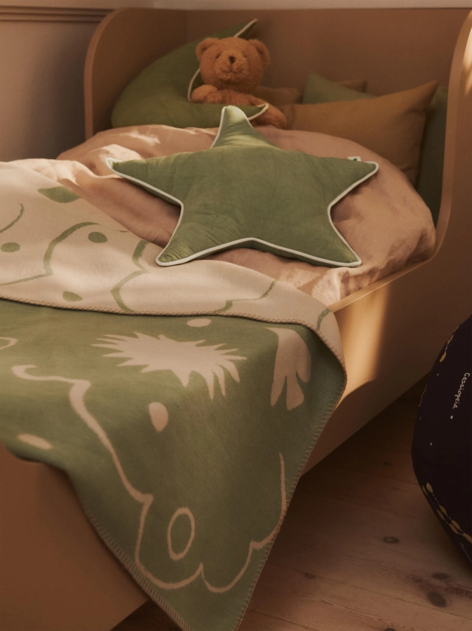 FERM LIVING poduszka STAR - tea green .jpeg