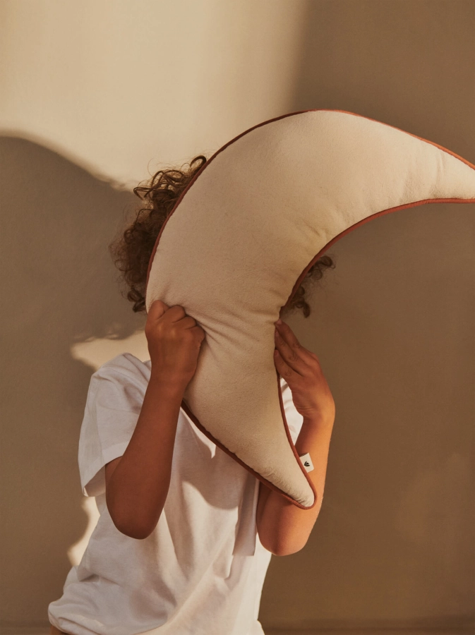 FERM LIVING poduszka MOON – niebarwiona.jpeg