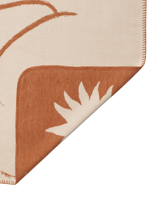 FERM LIVING koc SKYE – siena/pergaminowy.png