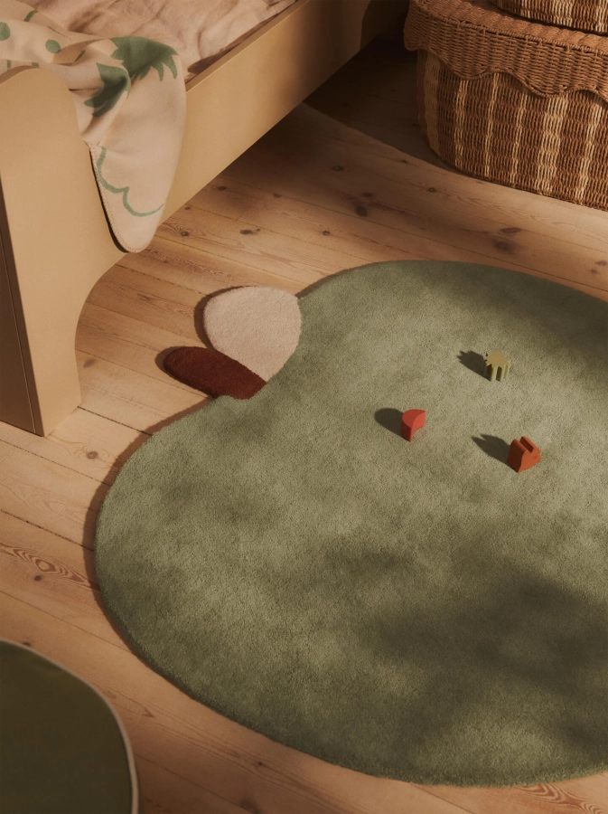 FERM LIVING dywan tuftowany APPLE – herbaciana zieleń.jpeg