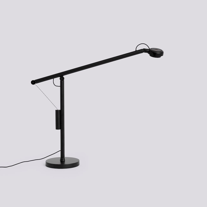 HAY lampa biurkowa FIFTY-FIFTY – soft black.jpg