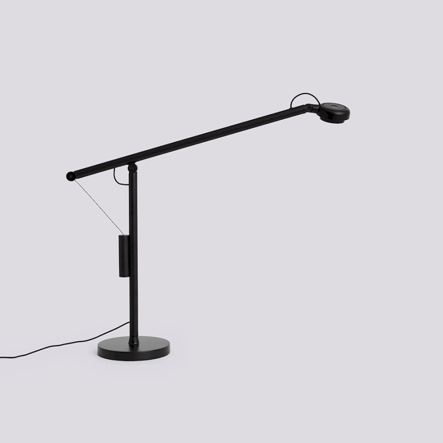 HAY lampa biurkowa FIFTY-FIFTY – soft black.jpg