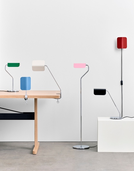 HAY lampa klips APEX CLIP pastelowy błękit.jpg
