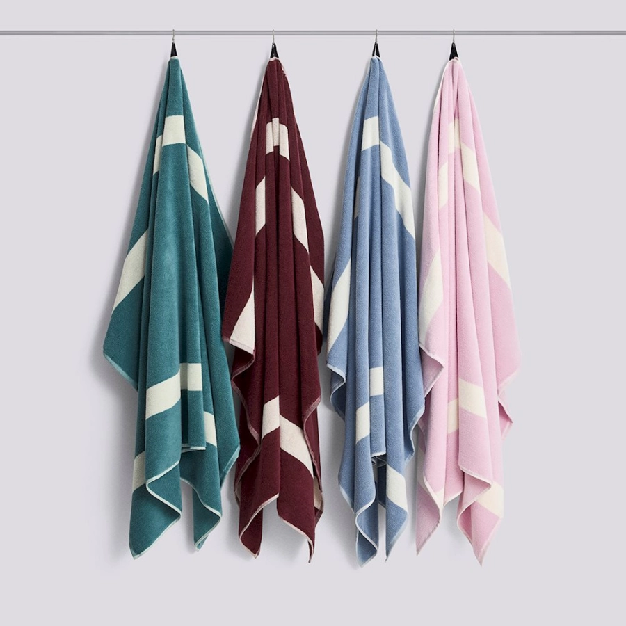 HAY ręcznik kąpielowy STRIPE – 100 × 150 cm – petrolowy błękit.jpg