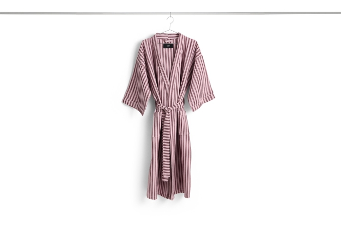 HAY szlafrok waflowy WAFFLE BATHROBE – paski w odcieniach chłodnego różu.jpg