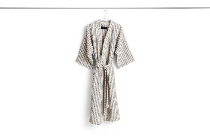 HAY szlafrok waflowy WAFFLE BATHROBE – paski w odcieniach przygaszonego błękitu.jpg
