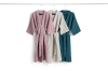 HAY szlafrok waflowy WAFFLE BATHROBE – paski w odcieniach przygaszonego błękitu.jpg