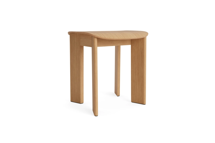 AG086-G156-AA51-01UF_Chisel 10 Stool oiled oak.jpg