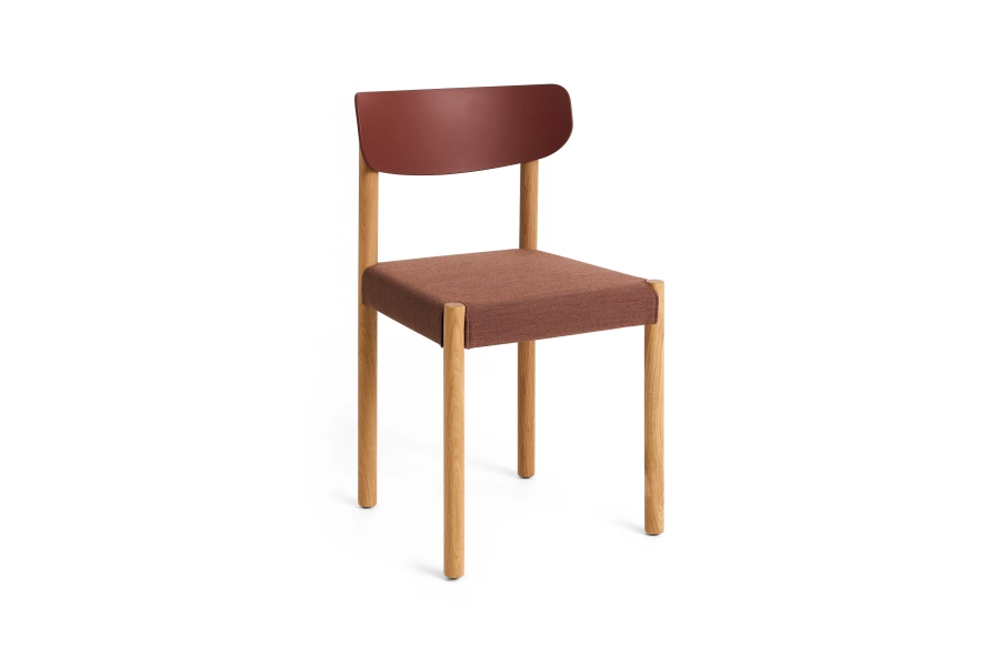 AG152-G299-AA01-01GP_Pack Chair 11 oiled oak, hull red back_seat uph Remix 346.jpg