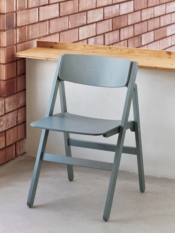 AF774-F772_Backflip Chair.jpg