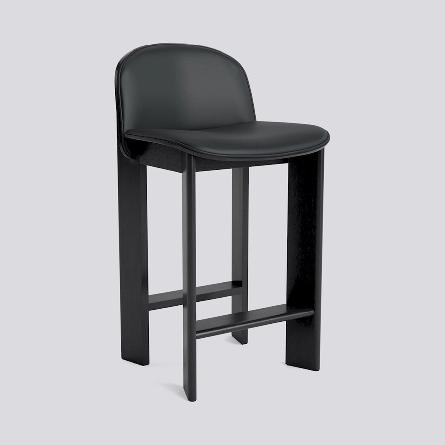 ag082-d096-ap58-03bf_variant_chisel-35-bar-stool-low-w.-backrest-h65-black-oak-front-uph-grano-black_1220x1220.jpg