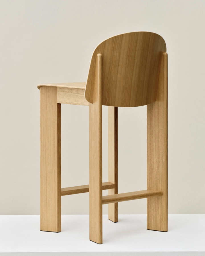 AG082-A210-AA51-01UF_Chisel 35 Bar Stool H65_01.jpg