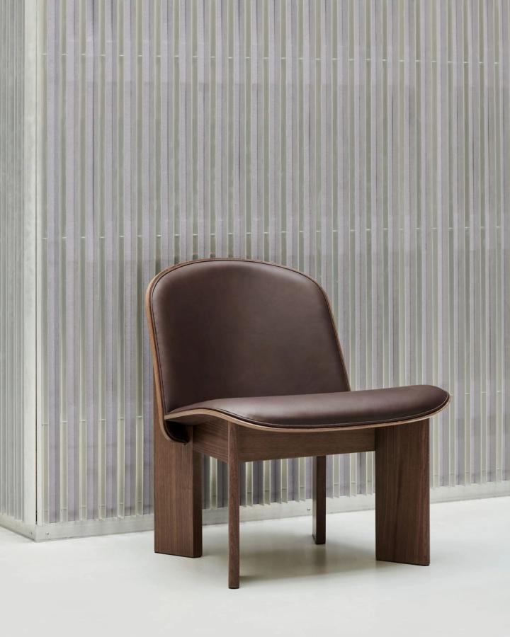 Chisel Lounge Chair front uph Sense dark brown wb lacquered walnut.jpg