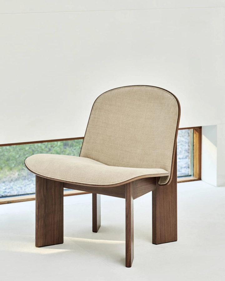 Chisel Lounge Chair front uph Linara 216 wb lacquered walnut 01.jpg