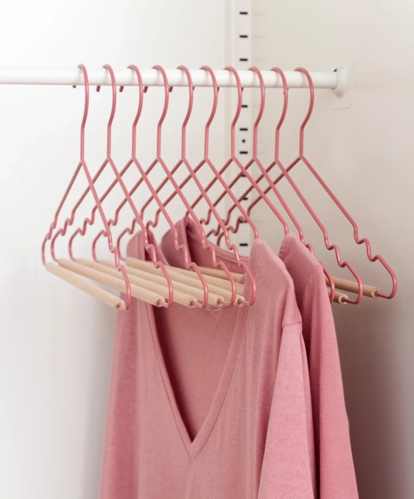 MUSTARD zestaw 10 wieszaków THE HANGERS berry.webp