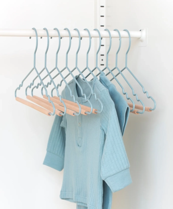 MUSTARD zestaw 10 wieszaków dziecięcych THE HANGERS ocean.webp