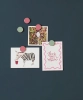 MUSTARD zestaw 6 magnesów THE BUTTONS berry.webp