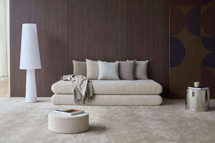 circlus-daybed-410-low-e1.Jpg