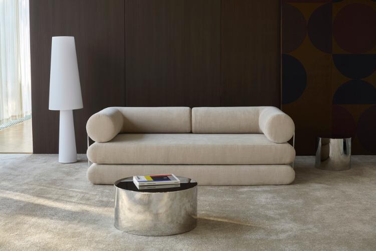 circlus-daybed-l-shaped-cushions-410-low-e1.Jpg