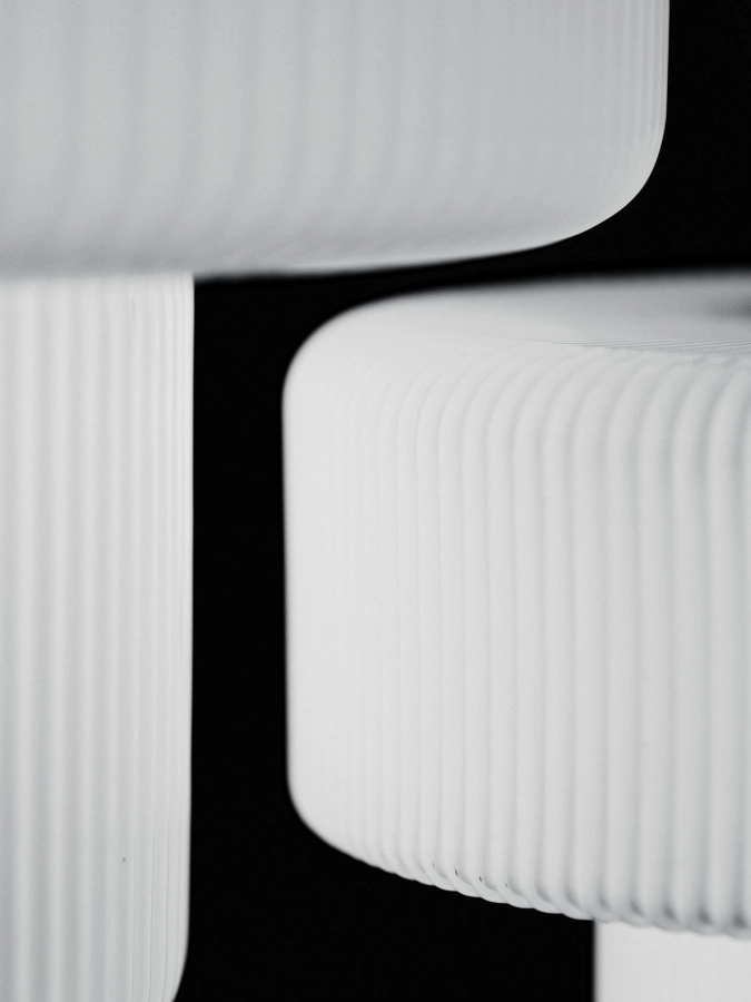 FERM LIVING lampa przenośna RIPPLE Ø 19 cm.jpeg