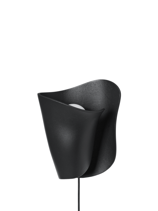 FERM LIVING kinkiet OYSTER czarny.png