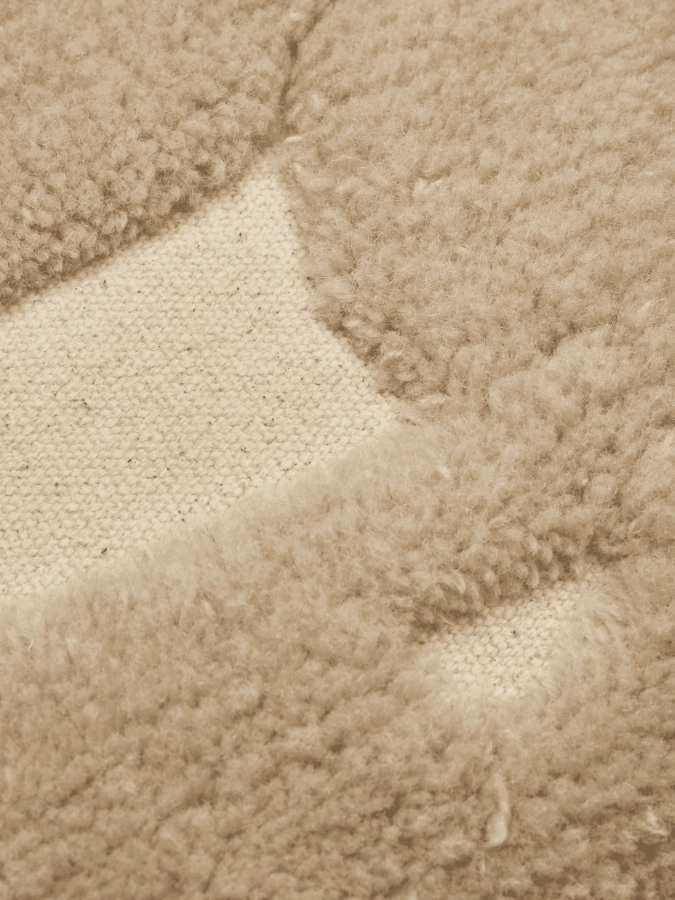 FERM LIVING zestaw dwóch poduszek tuftowanych CILLA – złamana biel / pergaminowy.png