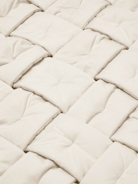 FERM LIVING bieżnik na łóżko SOFI 70 cm × 250 cm – pergaminowy.png