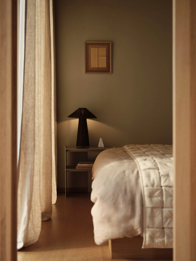 FERM LIVING bieżnik na łóżko SOFI 70 cm × 250 cm – pergaminowy.jpeg