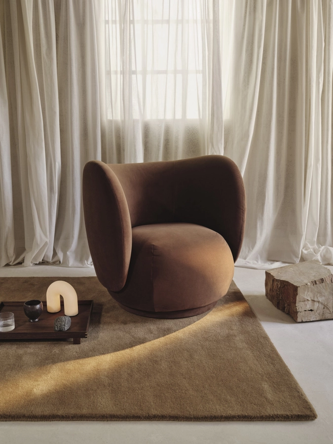 FERM LIVING dywan STILLE toffee, różne rozmiary.jpg