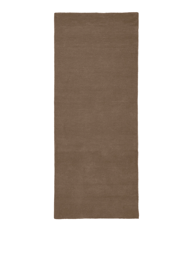 FERM LIVING bieżnikowy dywan tuftowany STILLE – 80 × 200 cm – brązowy.png
