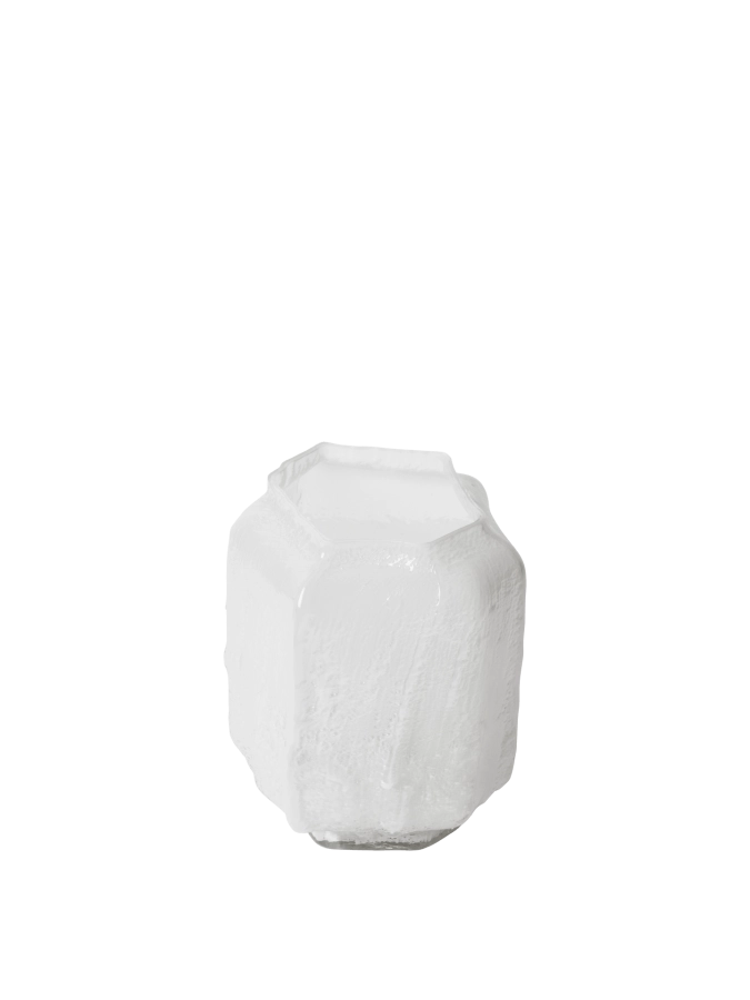 FERM LIVING wazon MOKURI - biały, różne rozmiary.png