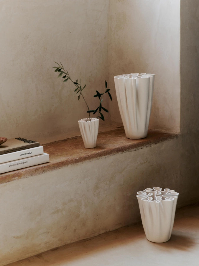 FERM LIVING wazon DEDALI off-white, różne rozmiary.jpeg