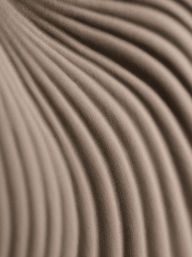 FERM LIVING doniczka / wazon / dekoracja SHELL M.jpeg