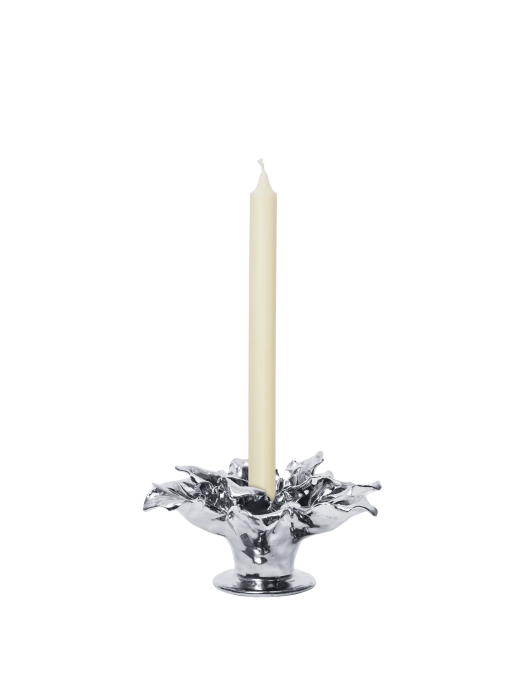 FERM LIVING zestaw dwóch świeczników HOLLY LEAF – srebrny.png